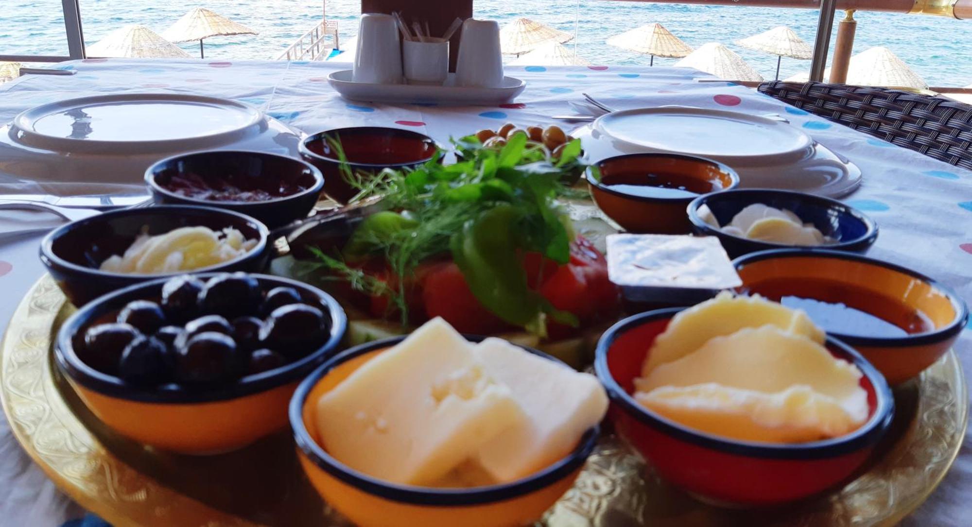 Assos Nazan Motel Restoran Beach Sokakagzi Екстериор снимка